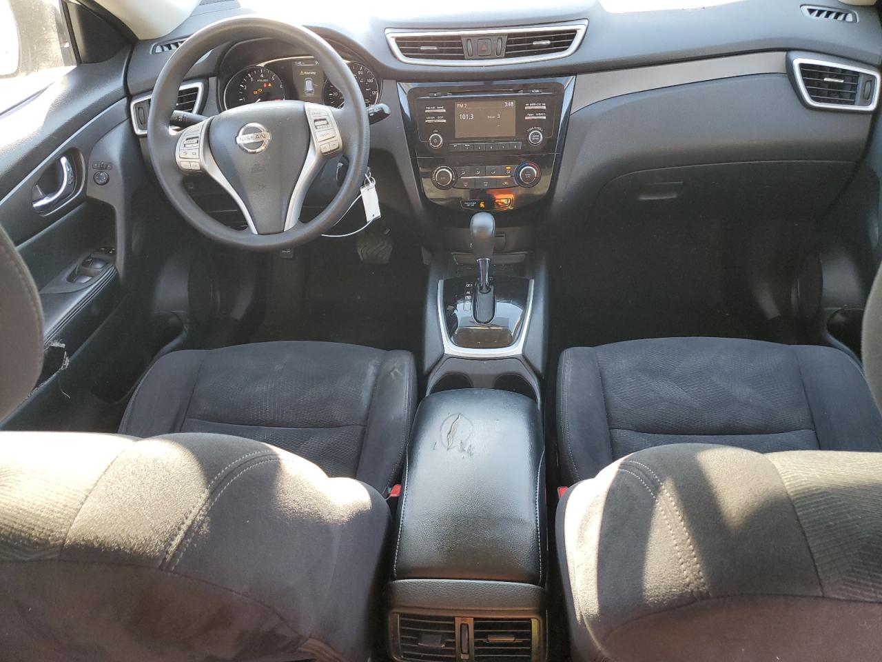 2016 Nissan Rogue - Image 8
