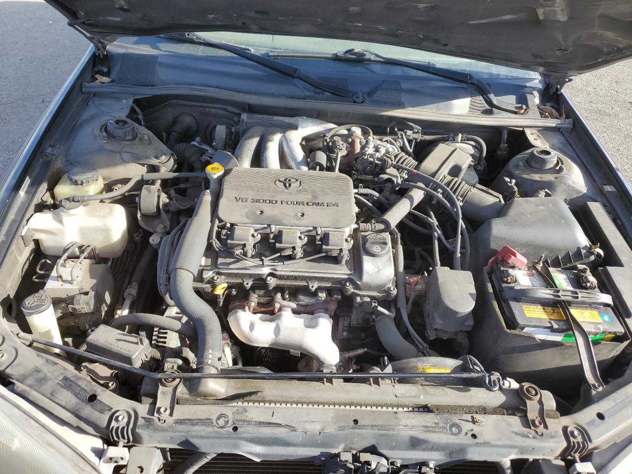 1998 Toyota Camry - Image 12