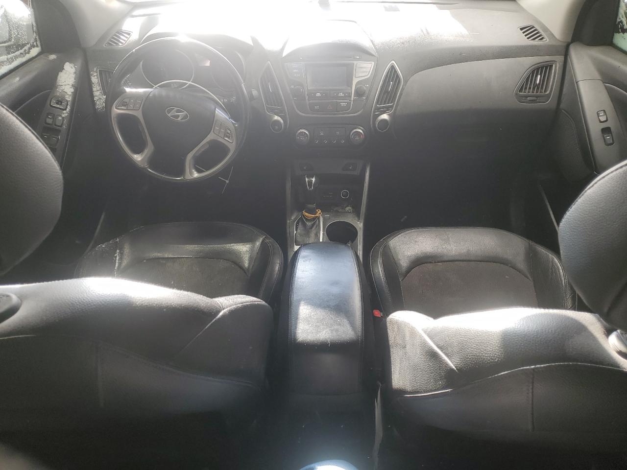 2015 Hyundai Tucson - Image 8