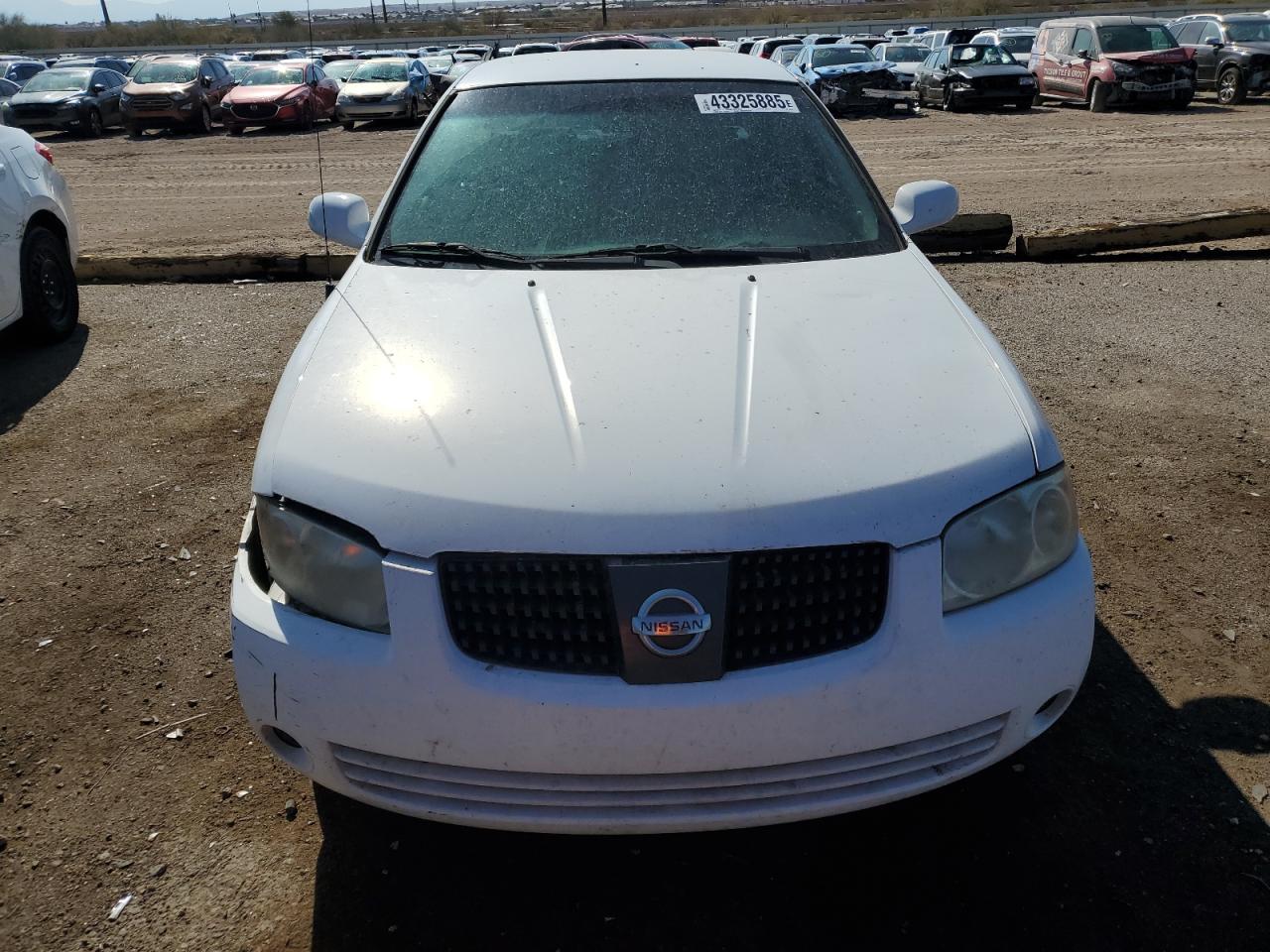 2004 Nissan Sentra - Image 5
