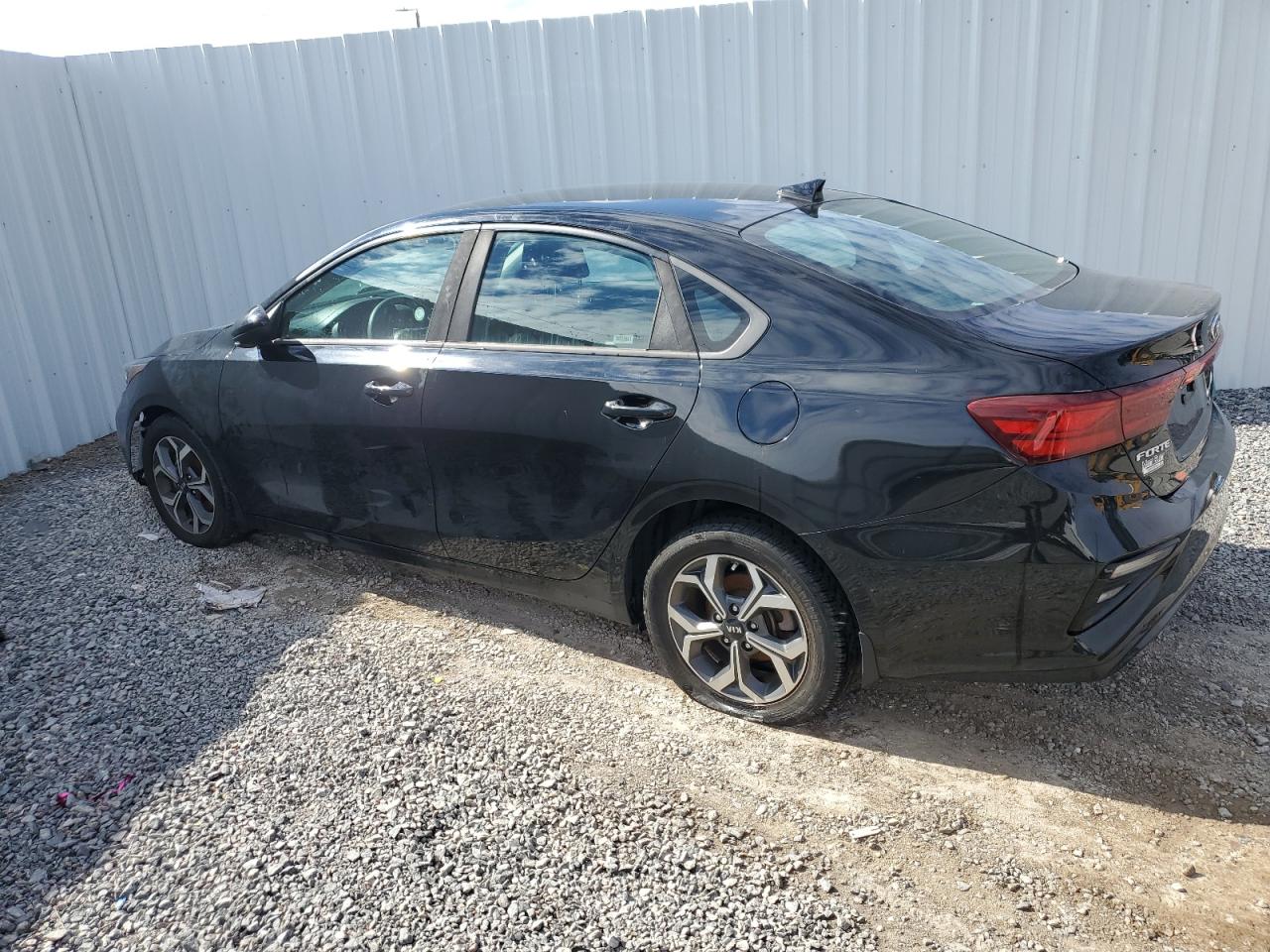2019 Kia Forte - Image 2