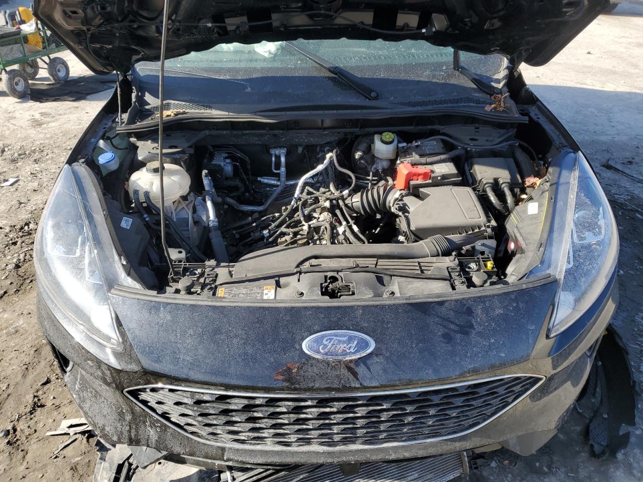 2022 Ford Escape - Image 13