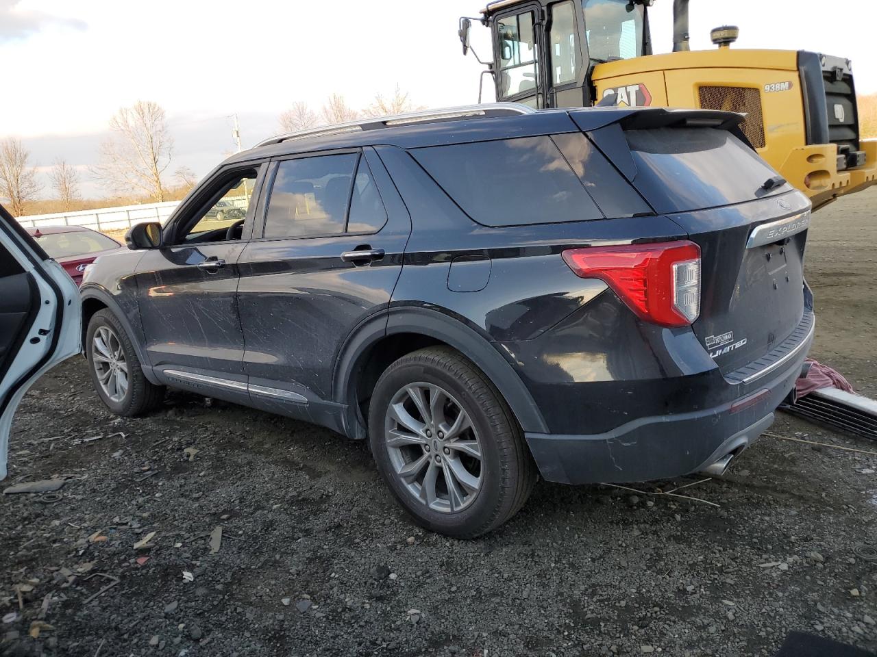 2021 Ford Explorer - Image 2