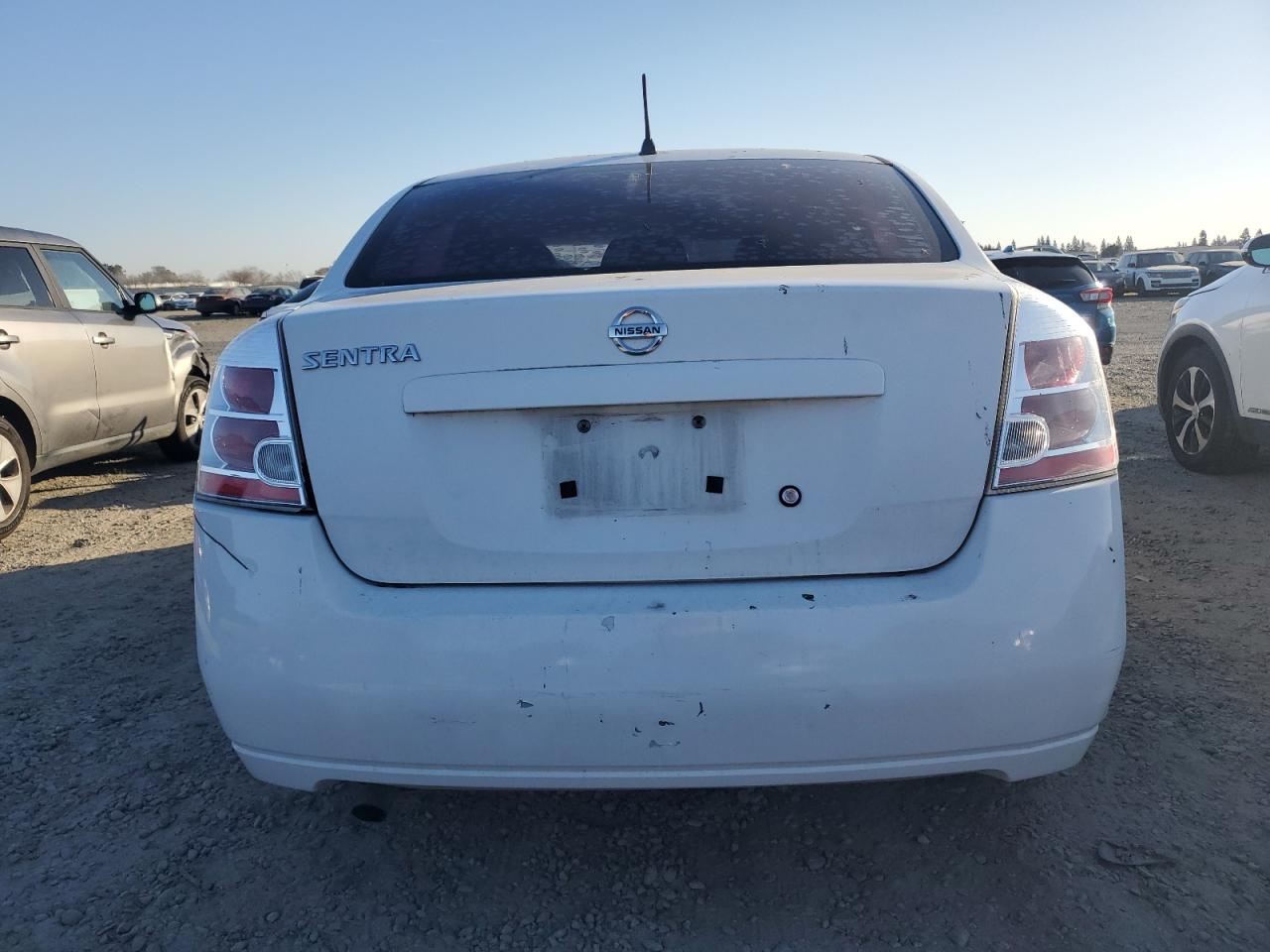 2009 Nissan Sentra - Image 6