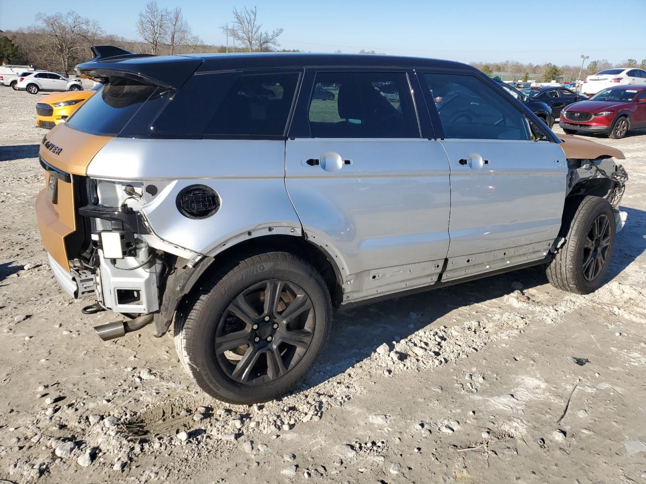 2019 Land Rover Range Rover - Image 3