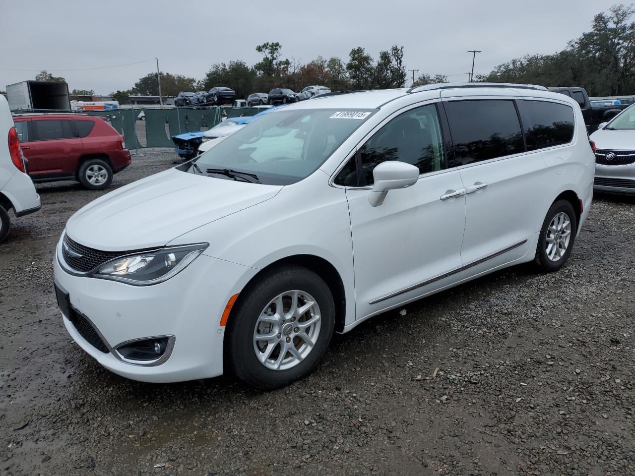 2020 Chrysler Pacifica - Image 1