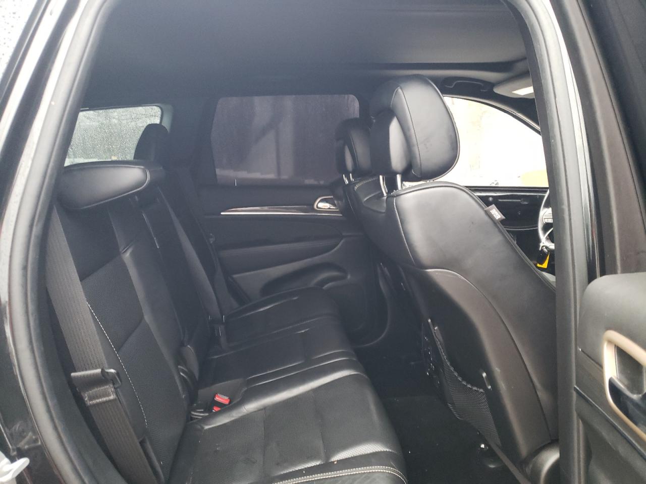 2014 Jeep Grand Cherokee - Image 11