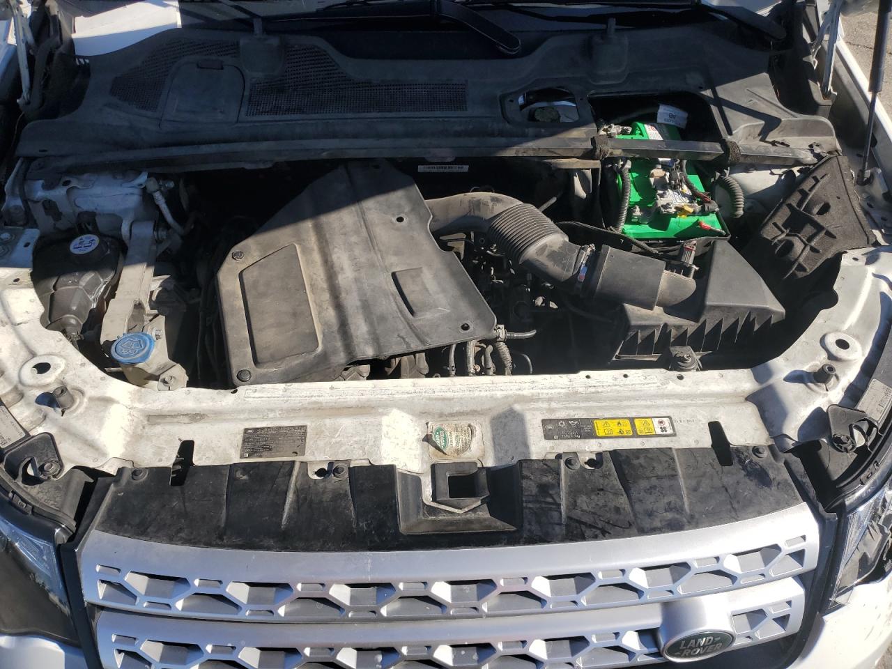 2016 Land Rover Discovery - Image 12