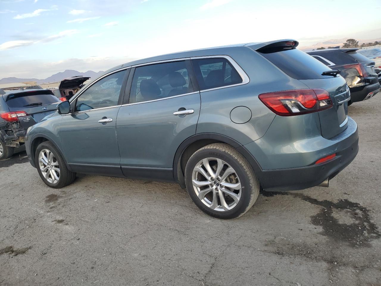 2013 Mazda CX-9 - Image 2