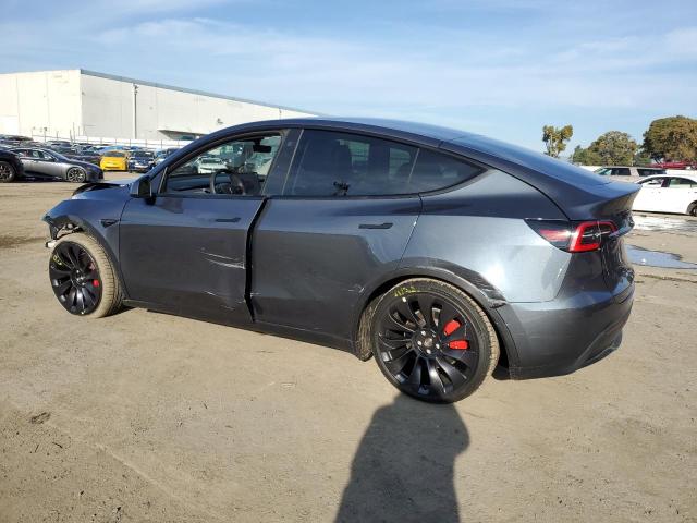  TESLA MODEL Y 2023 Серебристый