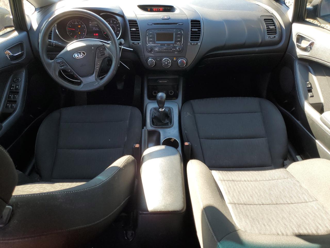 2016 Kia Forte - Image 8