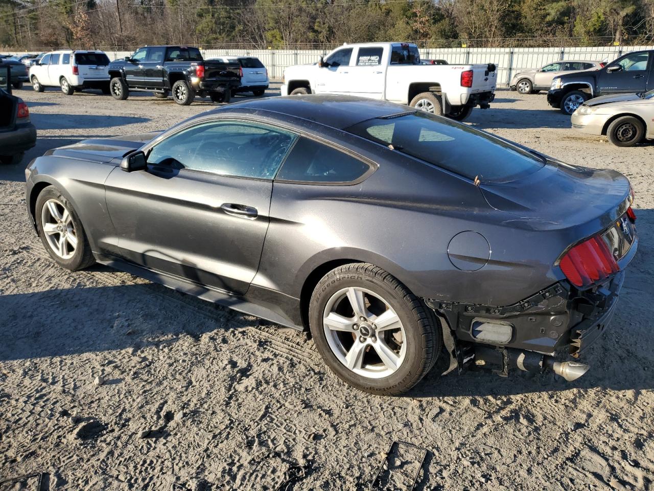 1FA6P8AM5H5202598 2017 FORD MUSTANG - Image 2