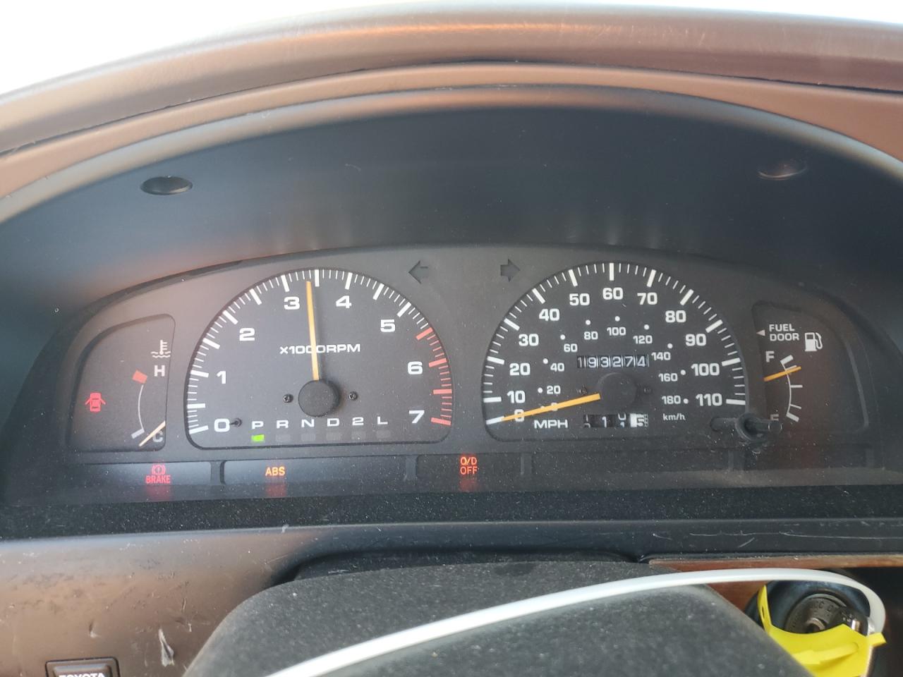 1998 Toyota 4Runner - Image 9