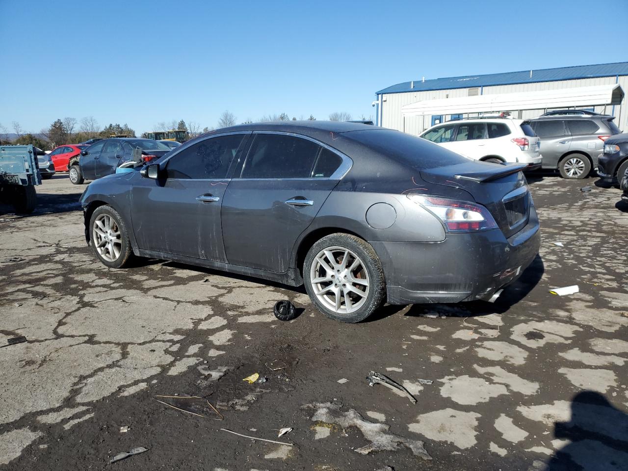 2010 Nissan Maxima - Image 2