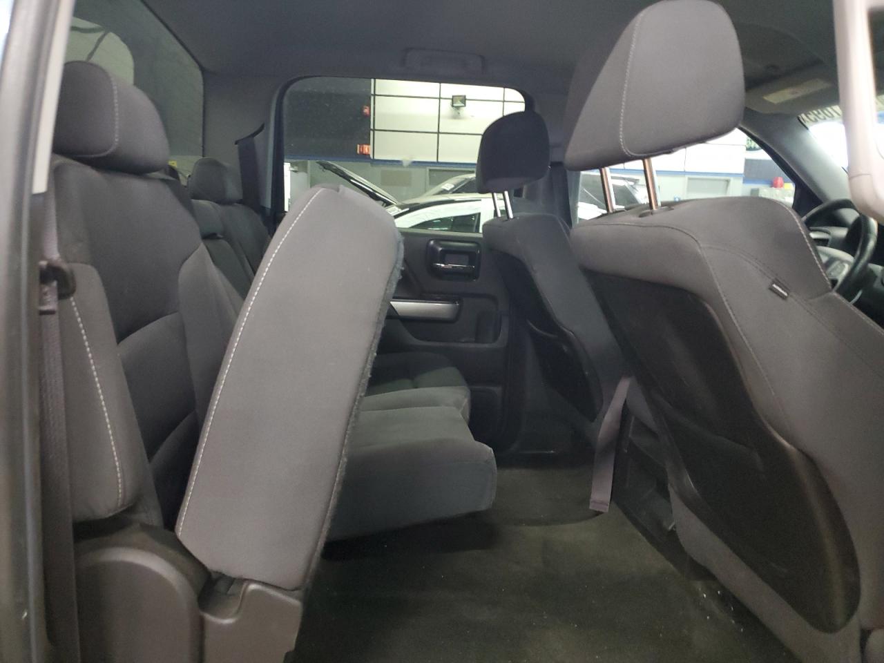 2014 Chevrolet Silverado - Image 10