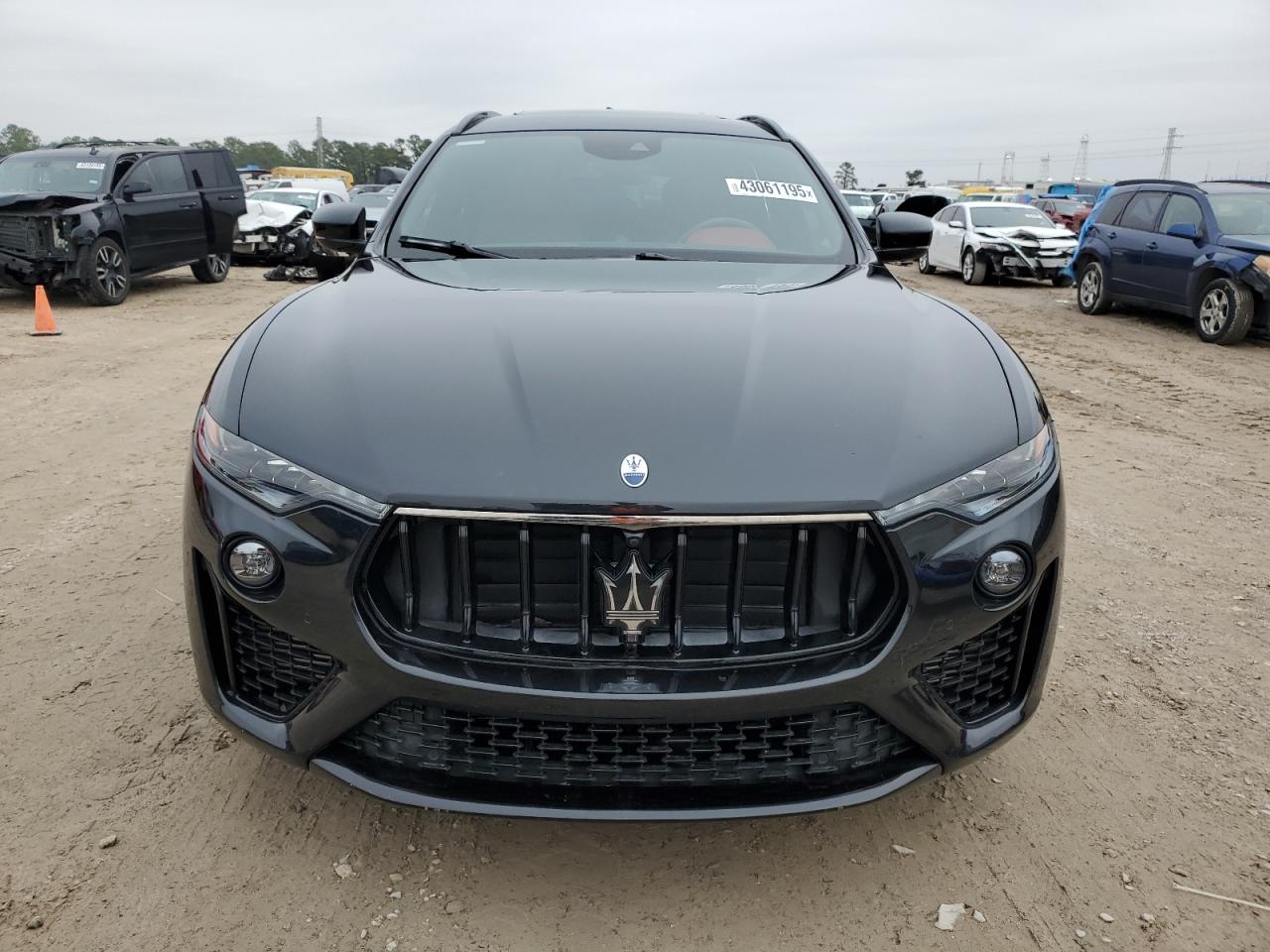 2022 Maserati Levante - Image 5