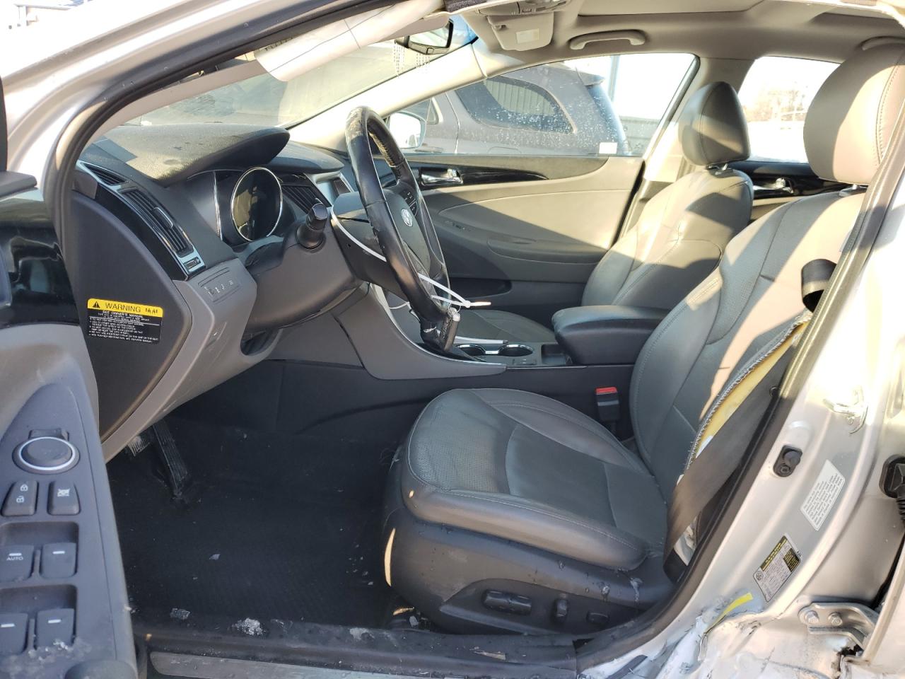 2014 Hyundai Sonata - Image 7