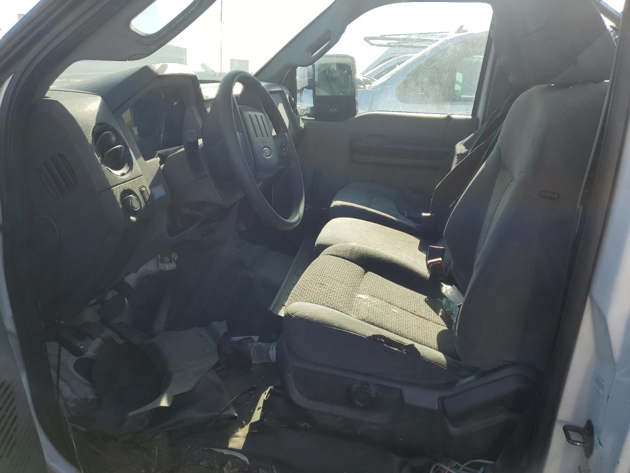2015 Ford F250 - Image 7