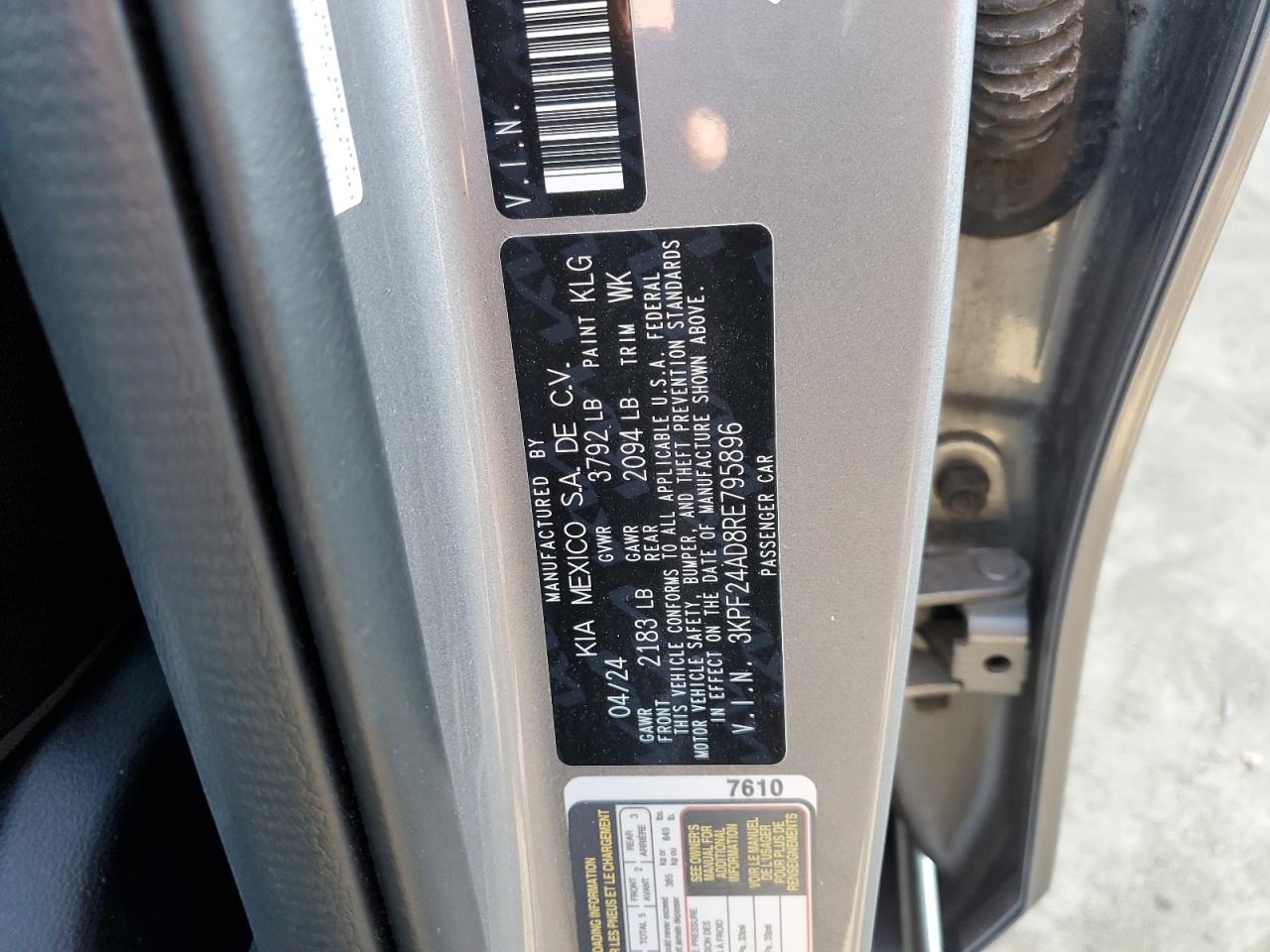 2024 Kia Forte - Image 13