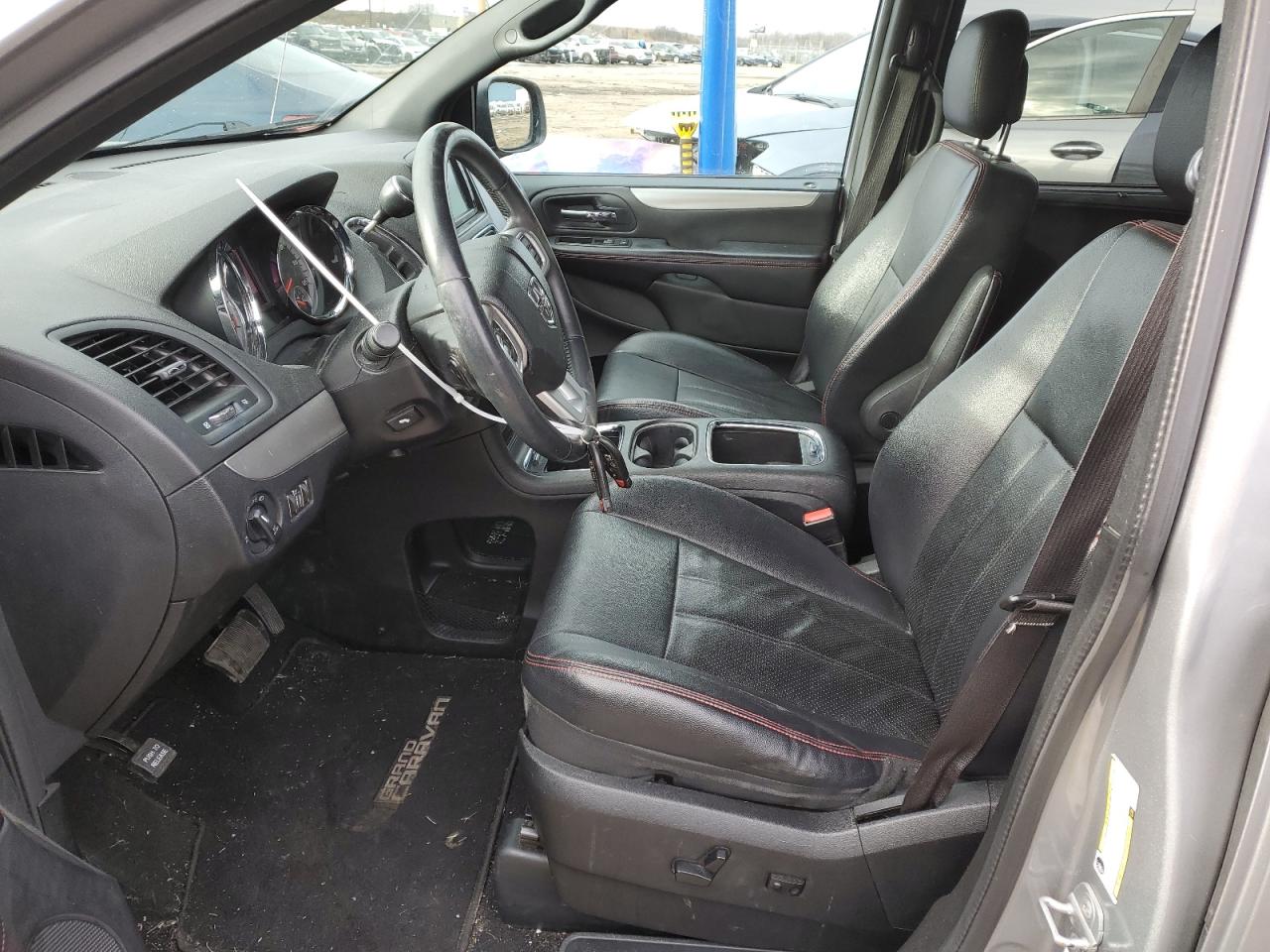 2013 Dodge Caravan - Image 7