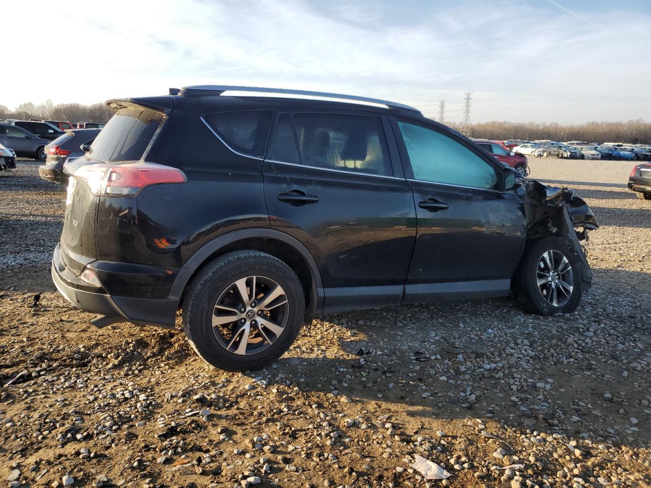 2018 Toyota RAV 4 - Image 3