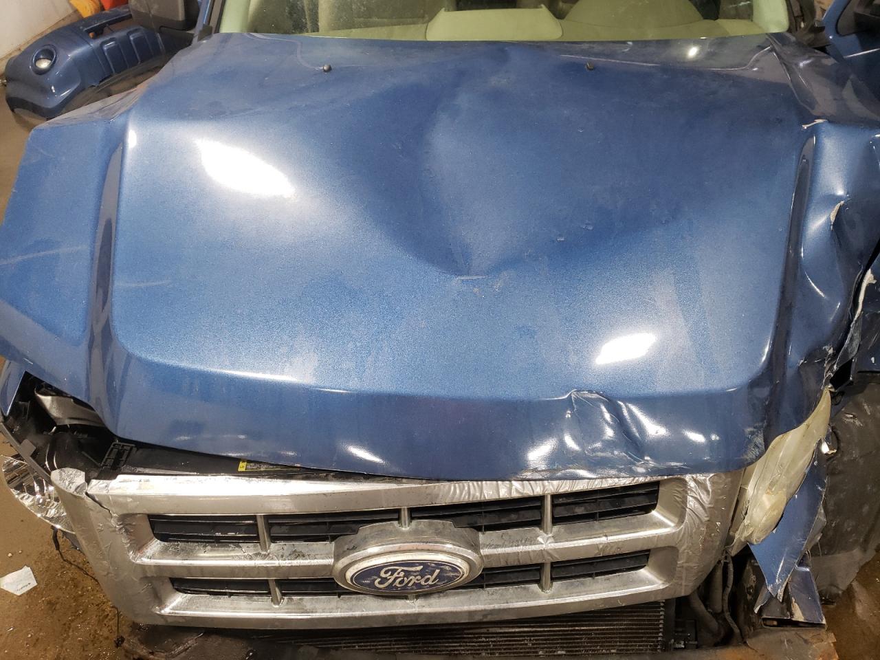 2009 Ford Escape - Image 13