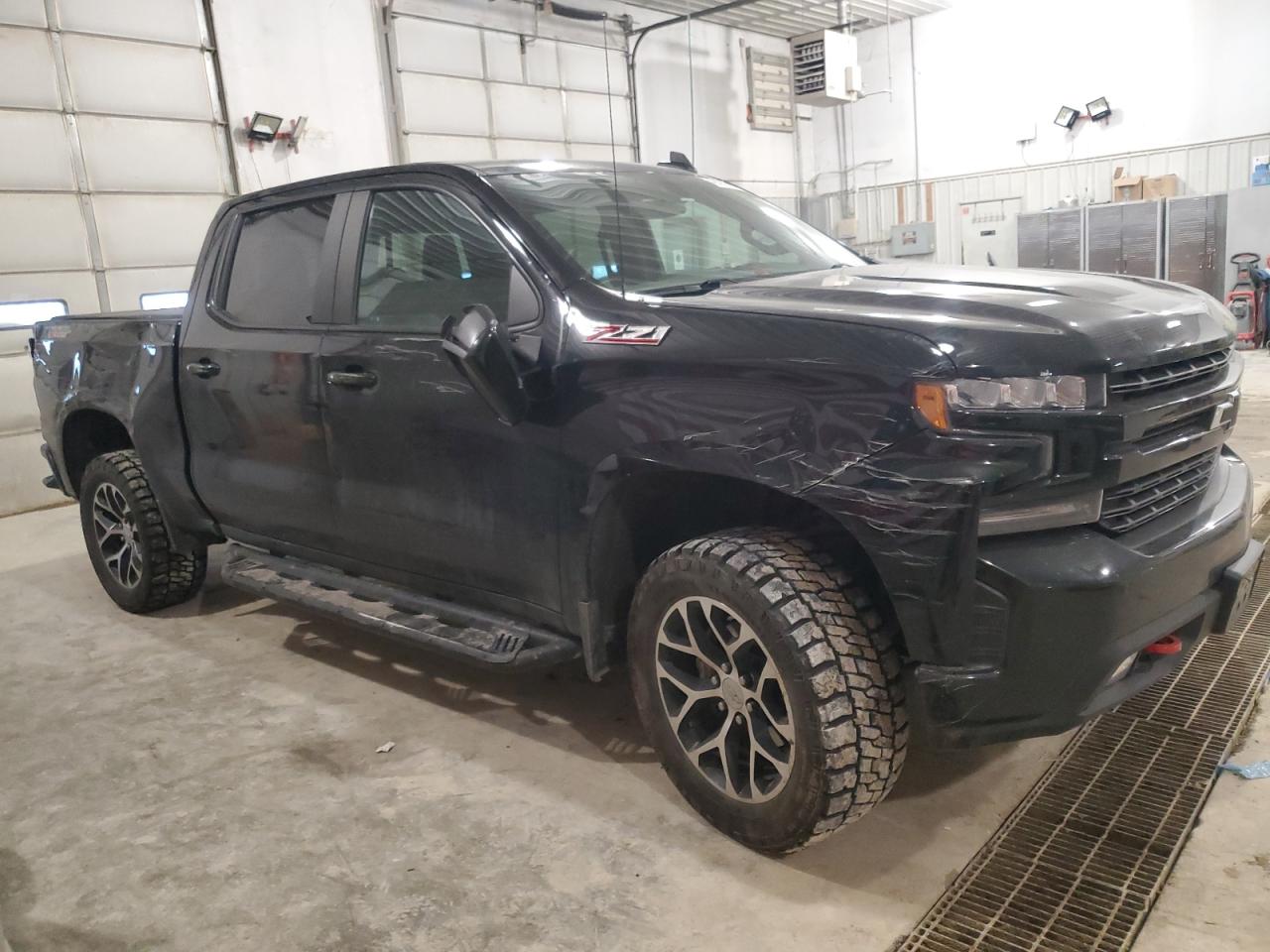 2019 Chevrolet Silverado - Image 4