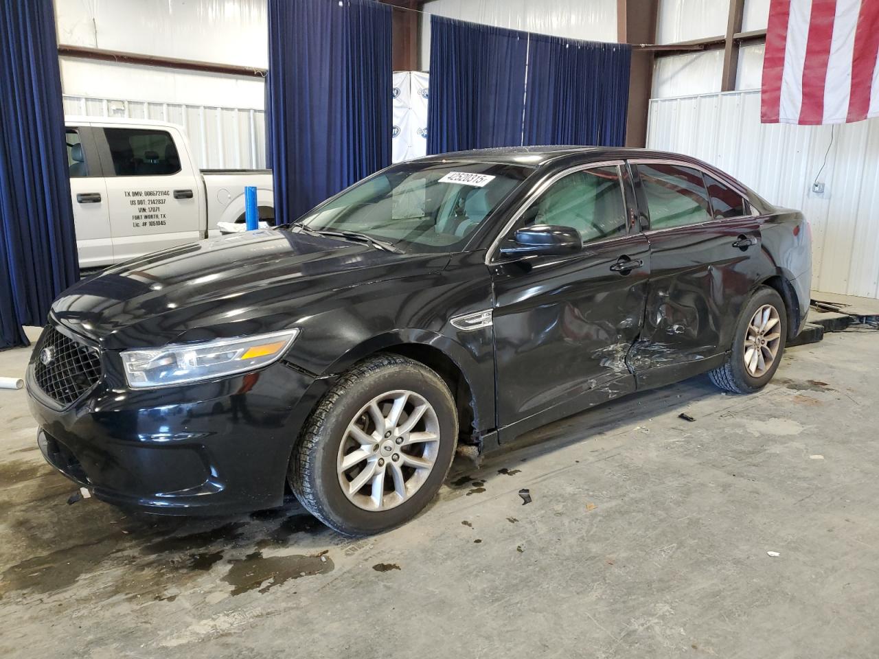 2014 Ford Taurus - Image 1