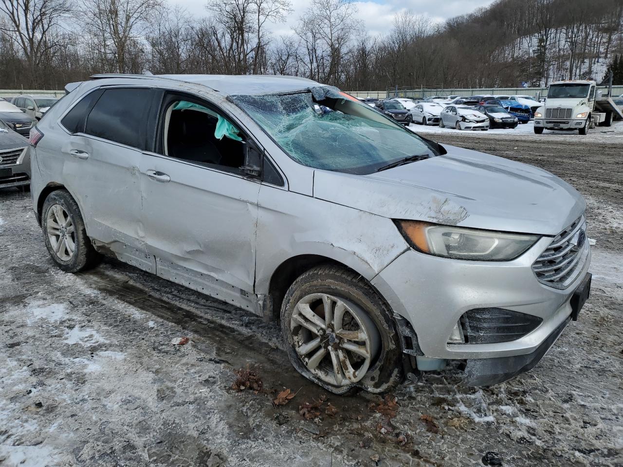 2019 Ford Edge - Image 4
