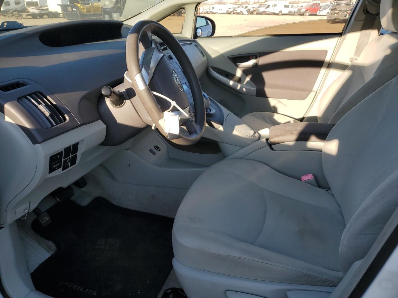 2010 Toyota Prius - Image 7