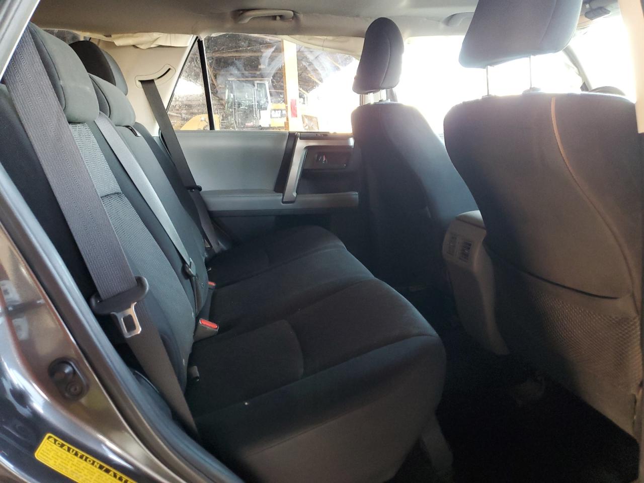 2010 Toyota 4Runner - Image 10