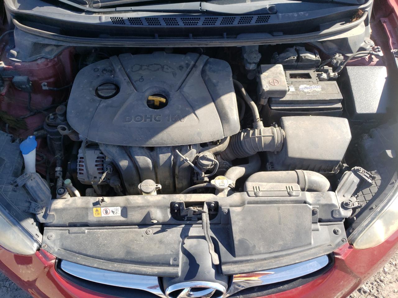 2013 Hyundai Elantra - Image 13