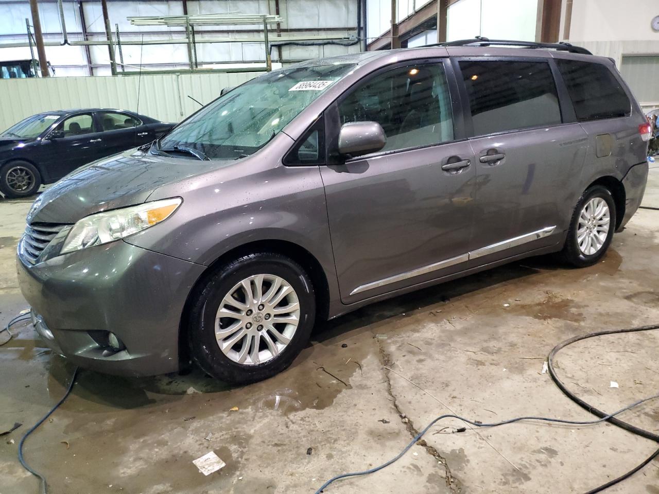 2011 Toyota Sienna - Image 1