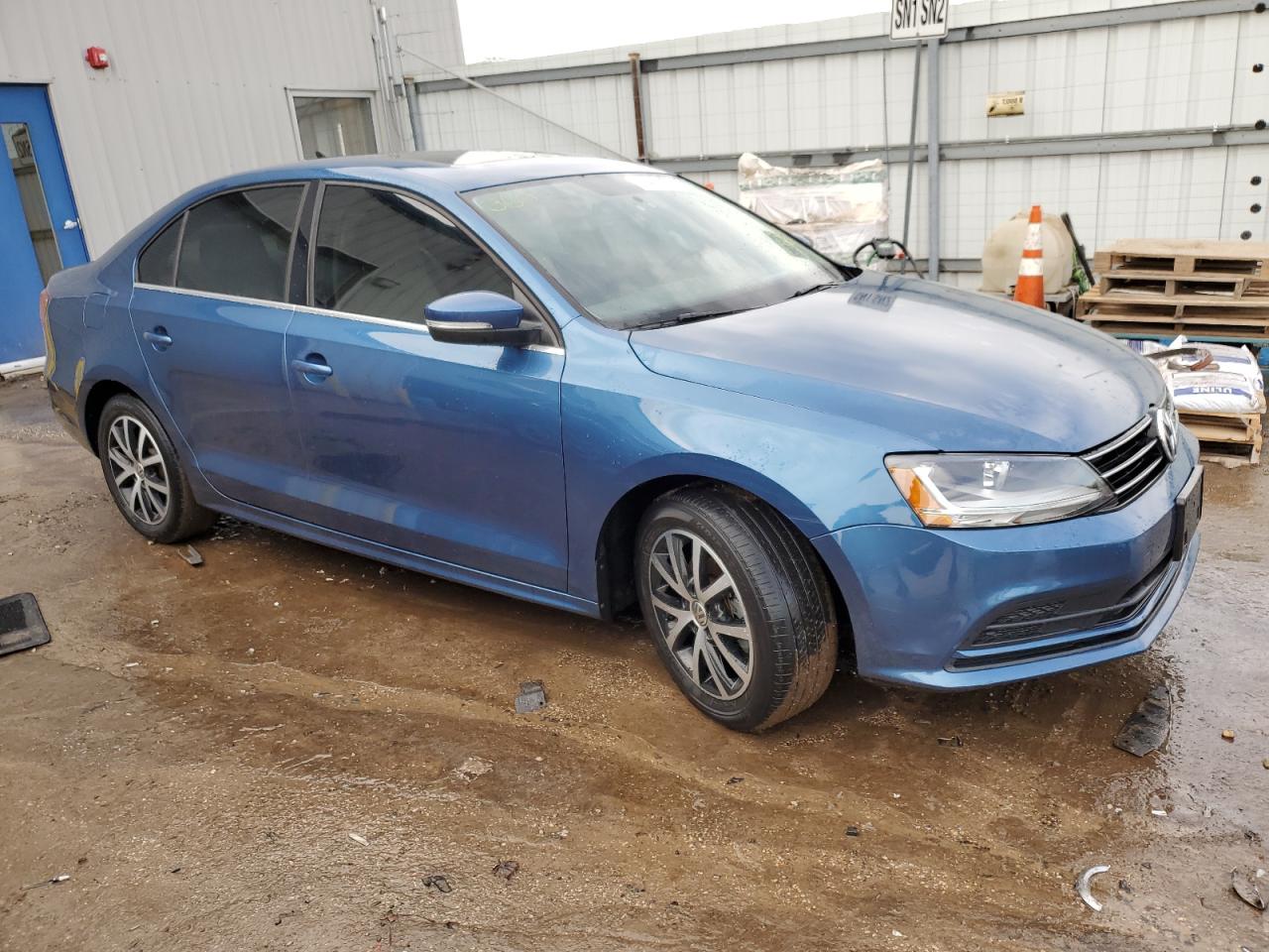 2017 Volkswagen Jetta - Image 4
