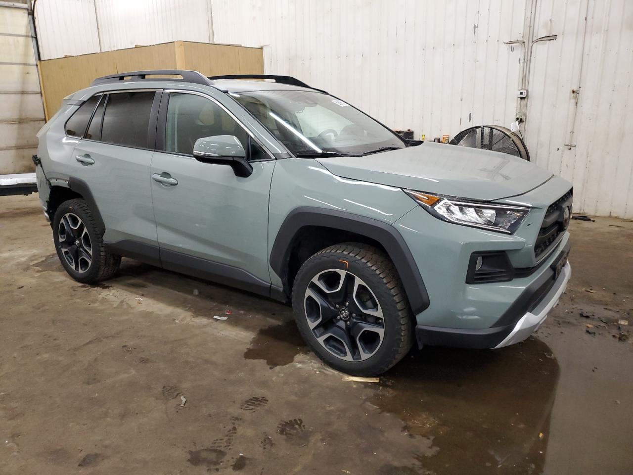 2019 Toyota RAV 4 - Image 4