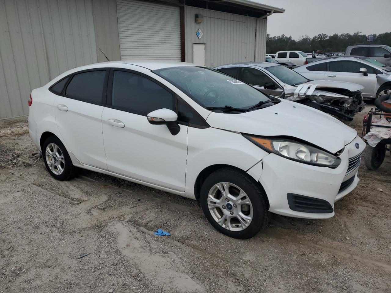 2016 Ford Fiesta - Image 4