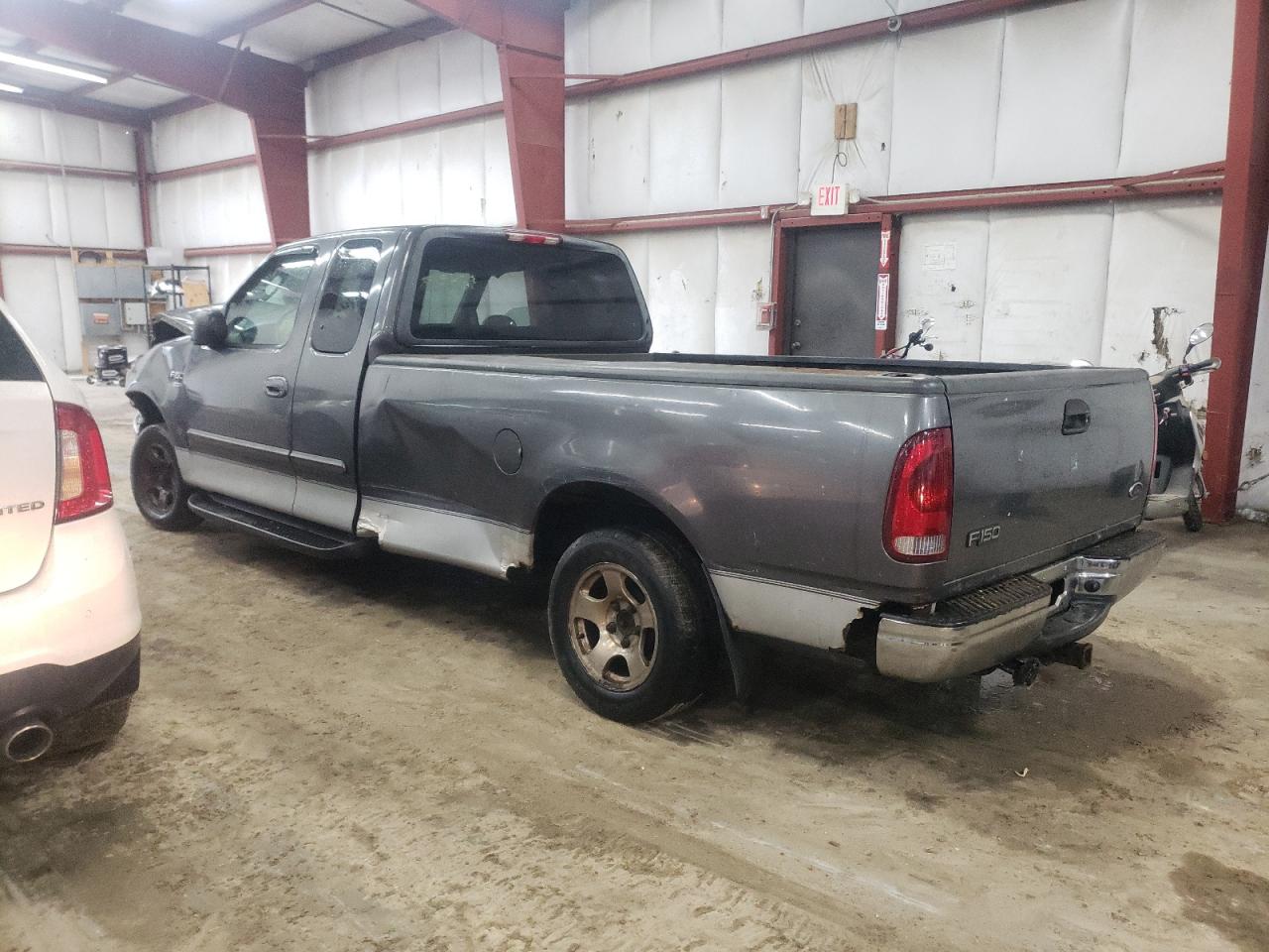 2003 Ford F-150 - Image 2