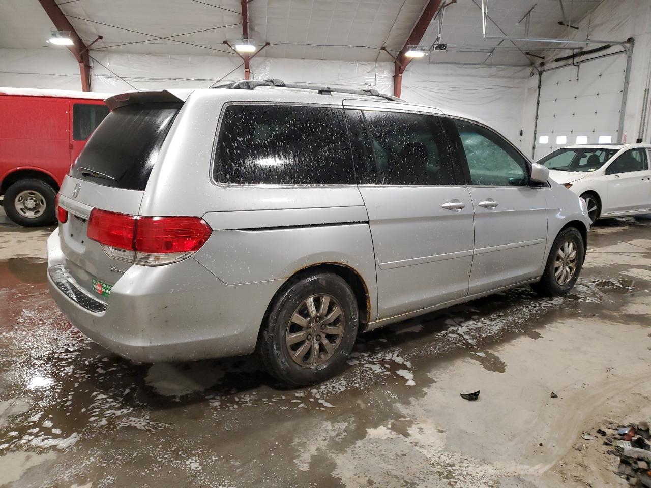2010 Honda Odyssey - Image 3