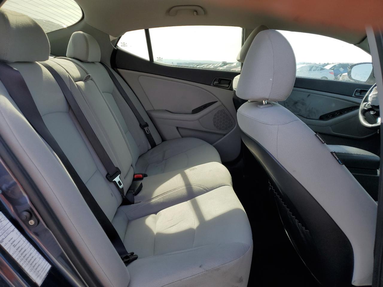 2015 Kia Optima - Image 10