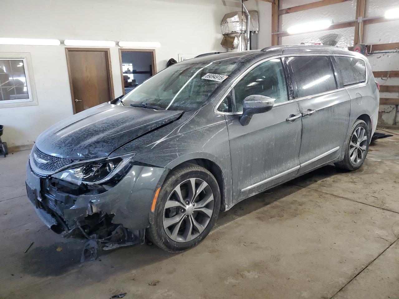 2017 Chrysler Pacifica - Image 1