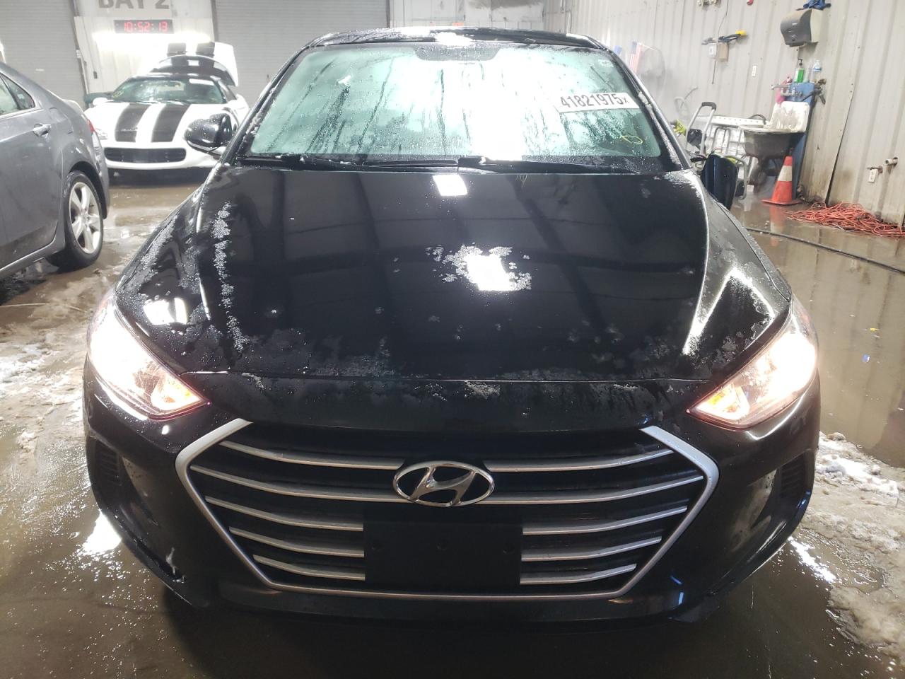 2017 Hyundai Elantra - Image 5