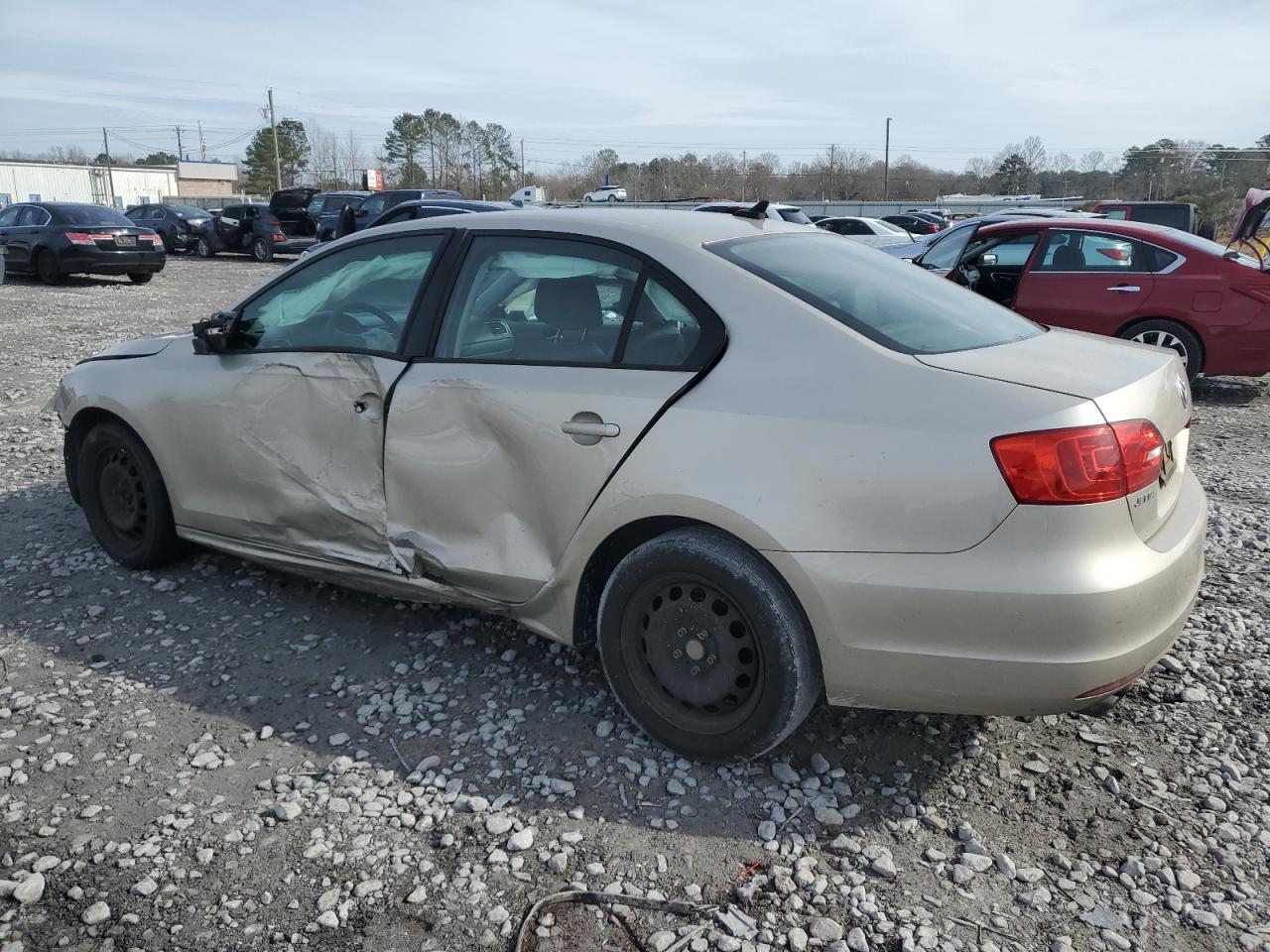 2014 Volkswagen Jetta - Image 2