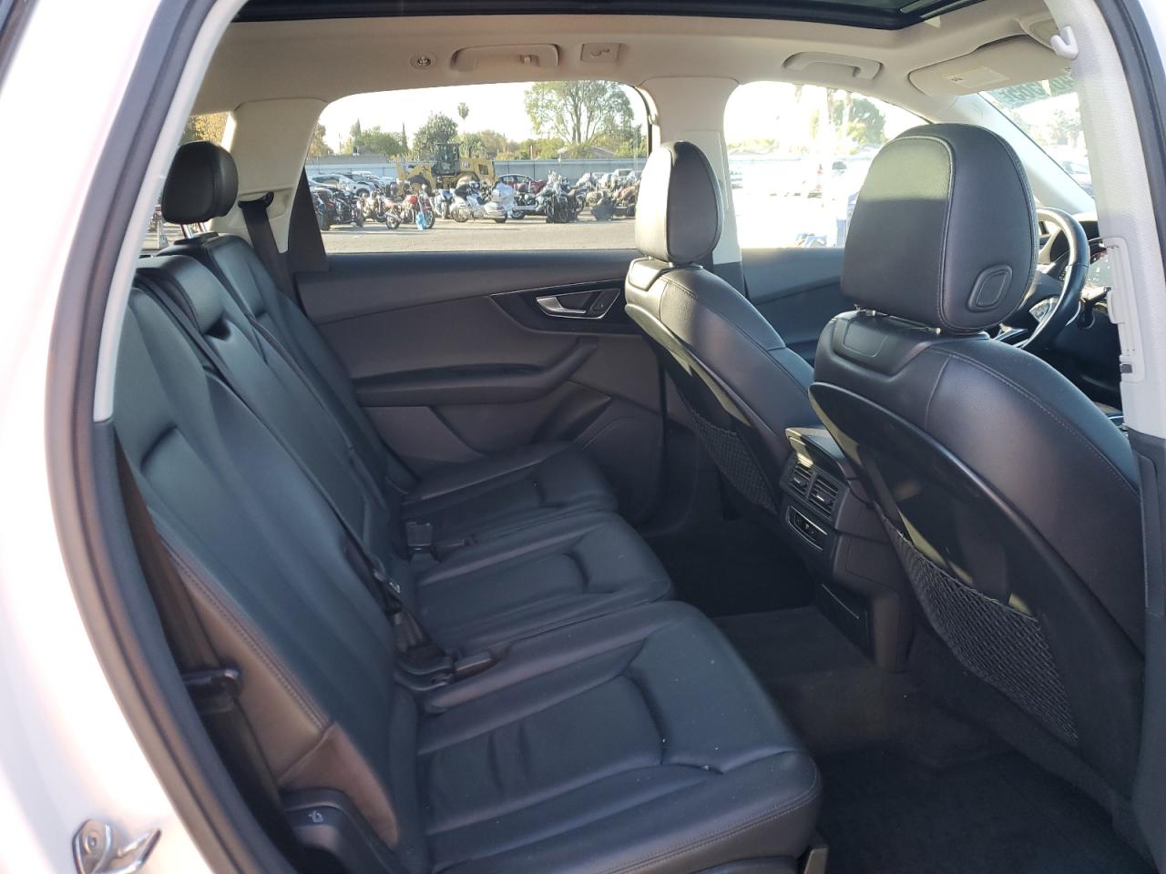 2017 Audi Q7 - Image 11