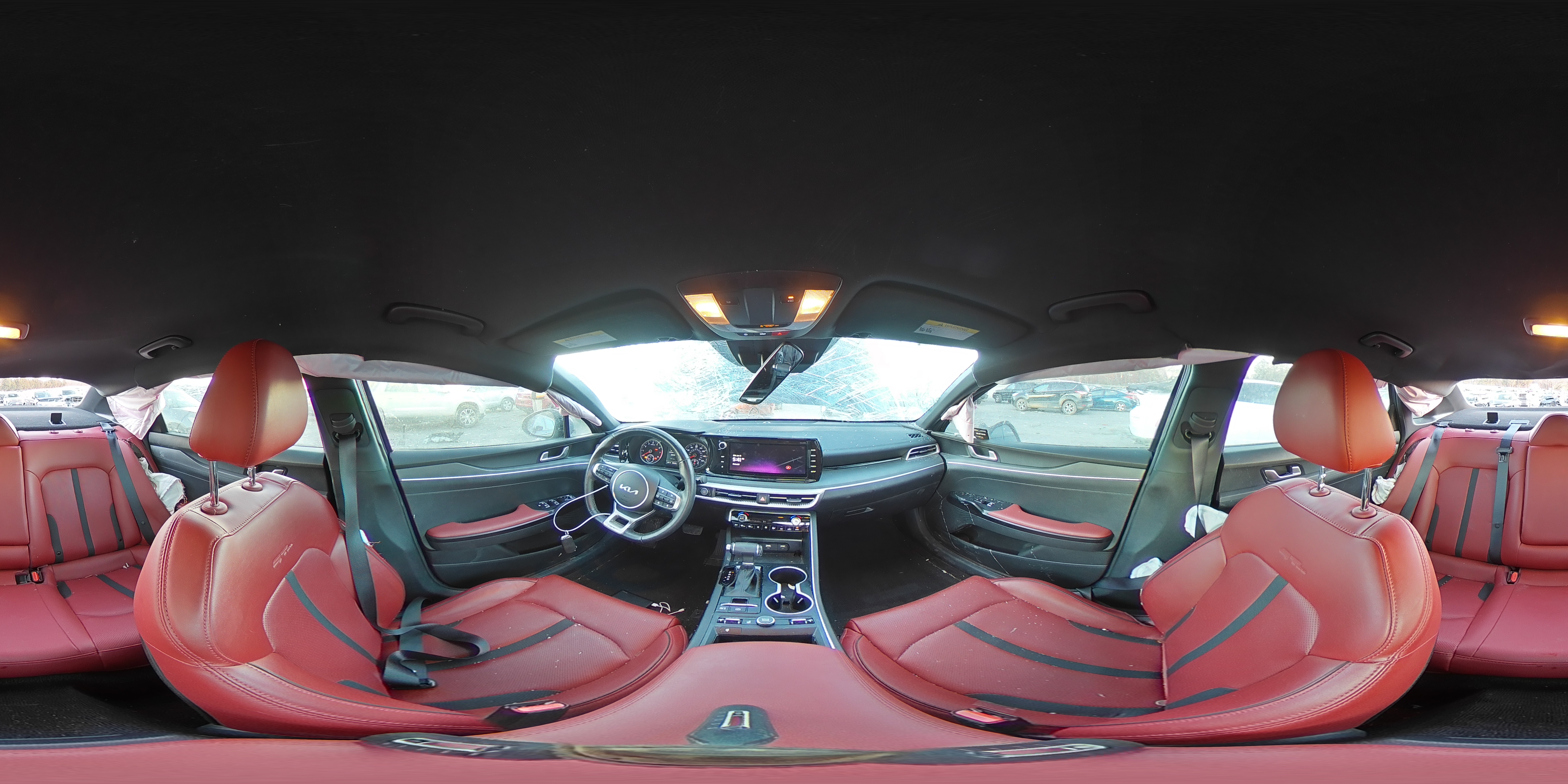2023 Kia K5 - Image 13