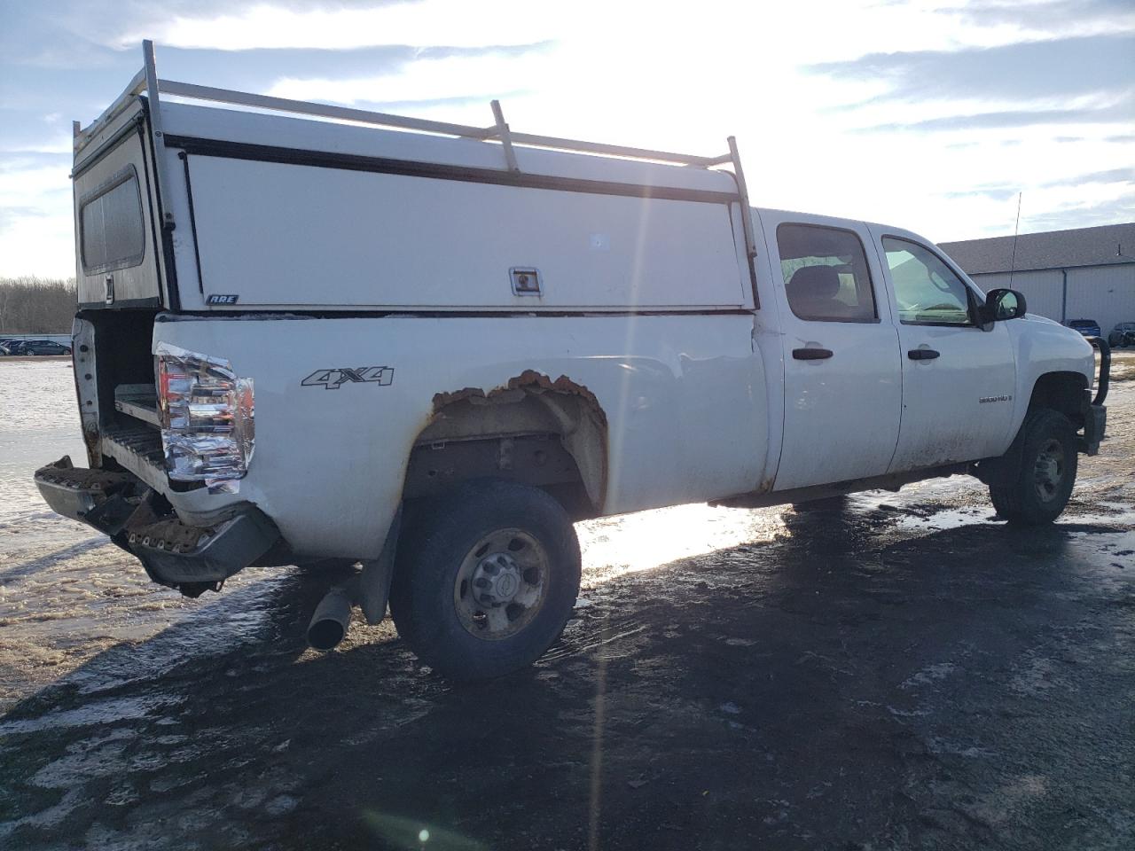 2008 Chevrolet Silverado - Image 3