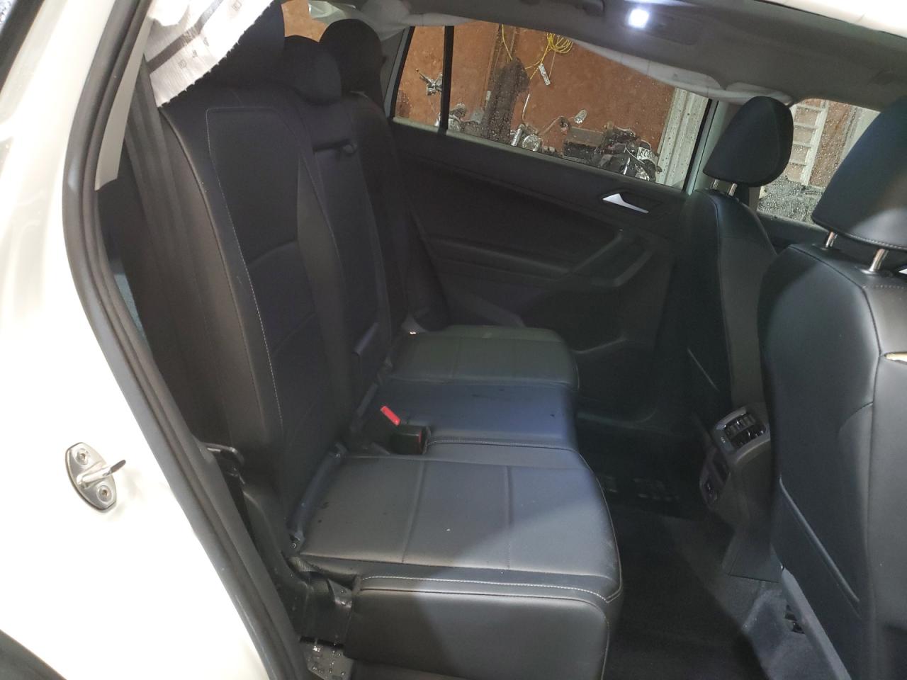 2019 Volkswagen Tiguan - Image 11