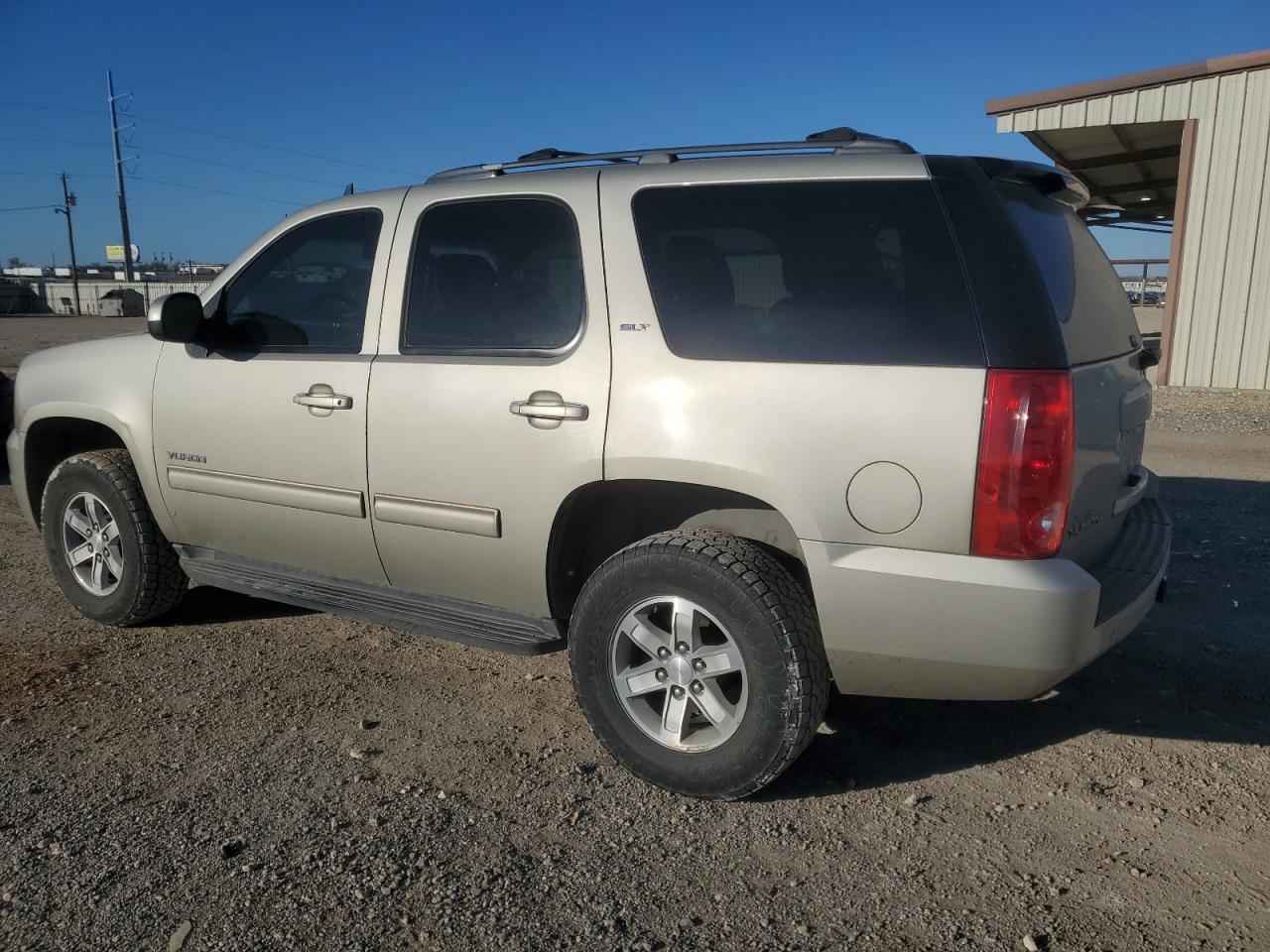 2014 GMC Yukon - Image 3