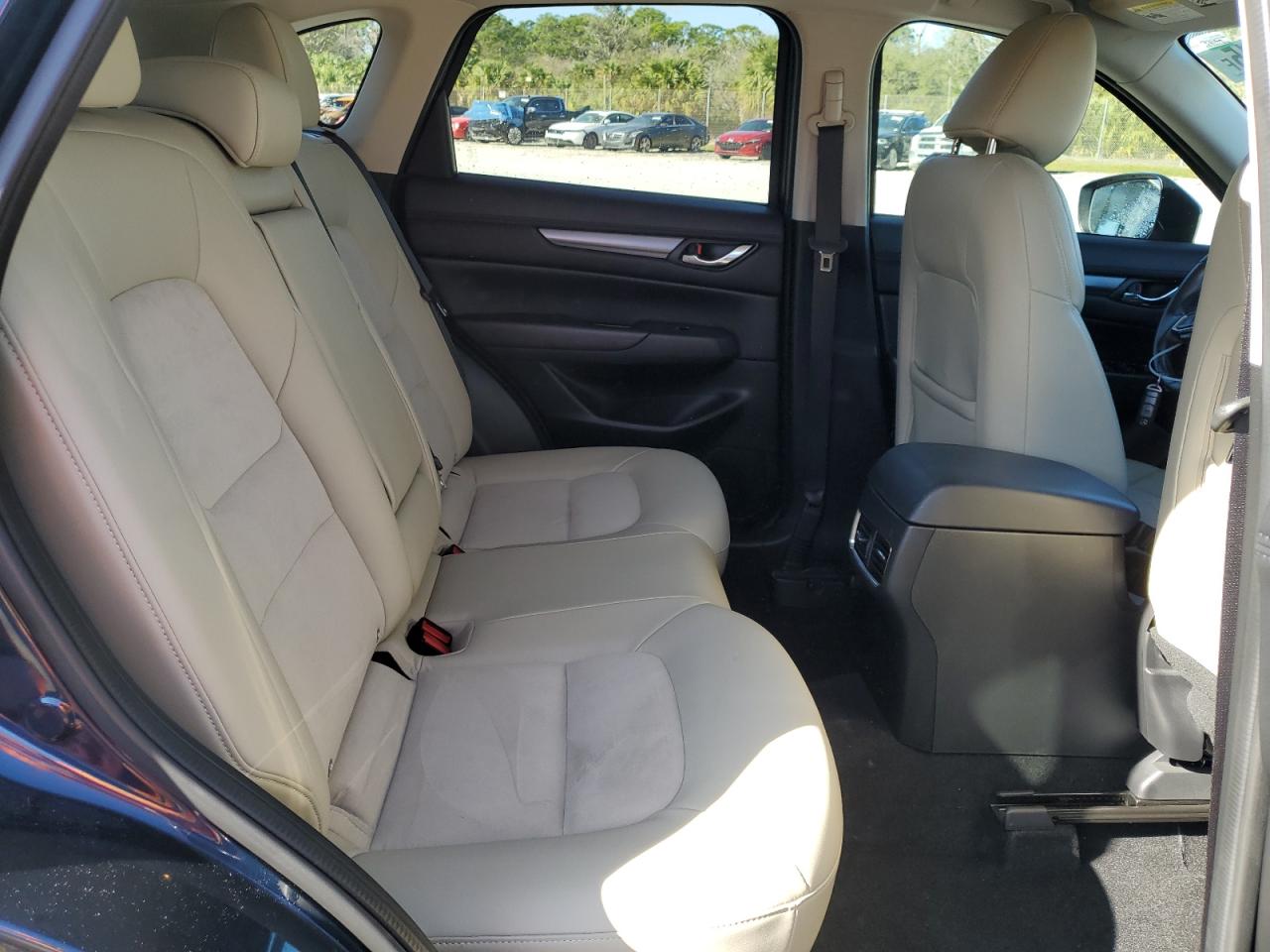 2018 Mazda CX-5 - Image 11