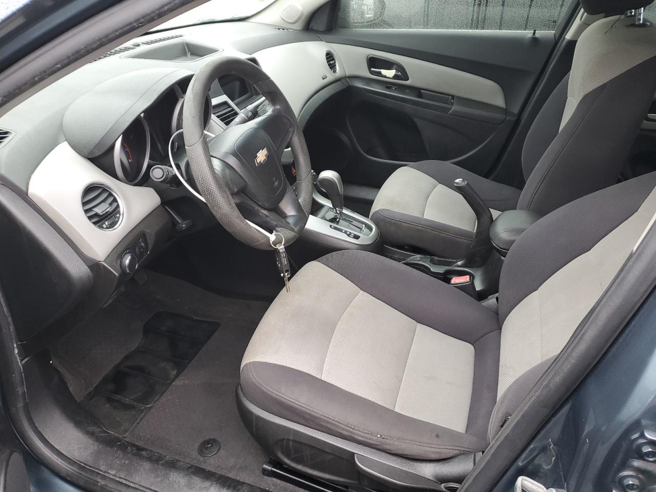 2012 Chevrolet Malibu - Image 7