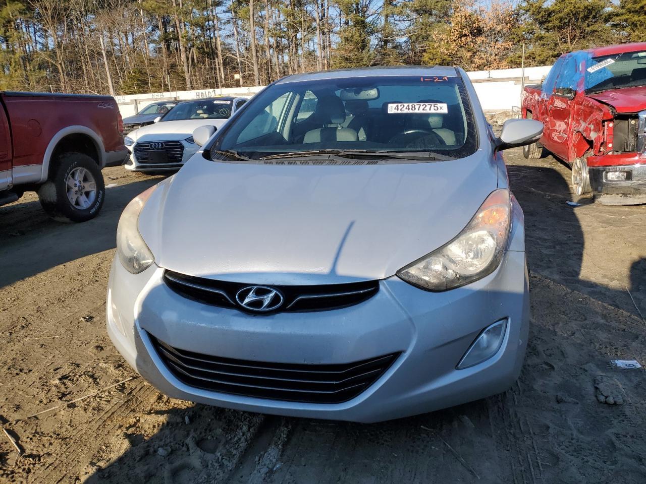 2013 Hyundai Elantra - Image 5